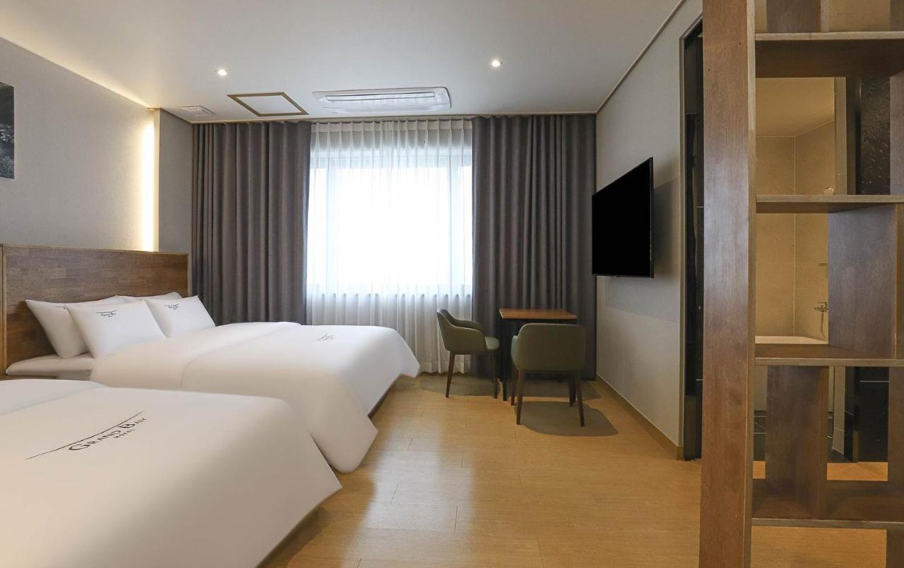 Hotel Grand Bay Boryeong Exterior photo